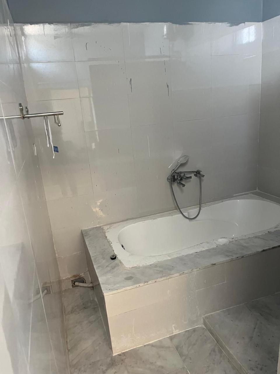 Hotel Ap Suratgarh Kültér fotó