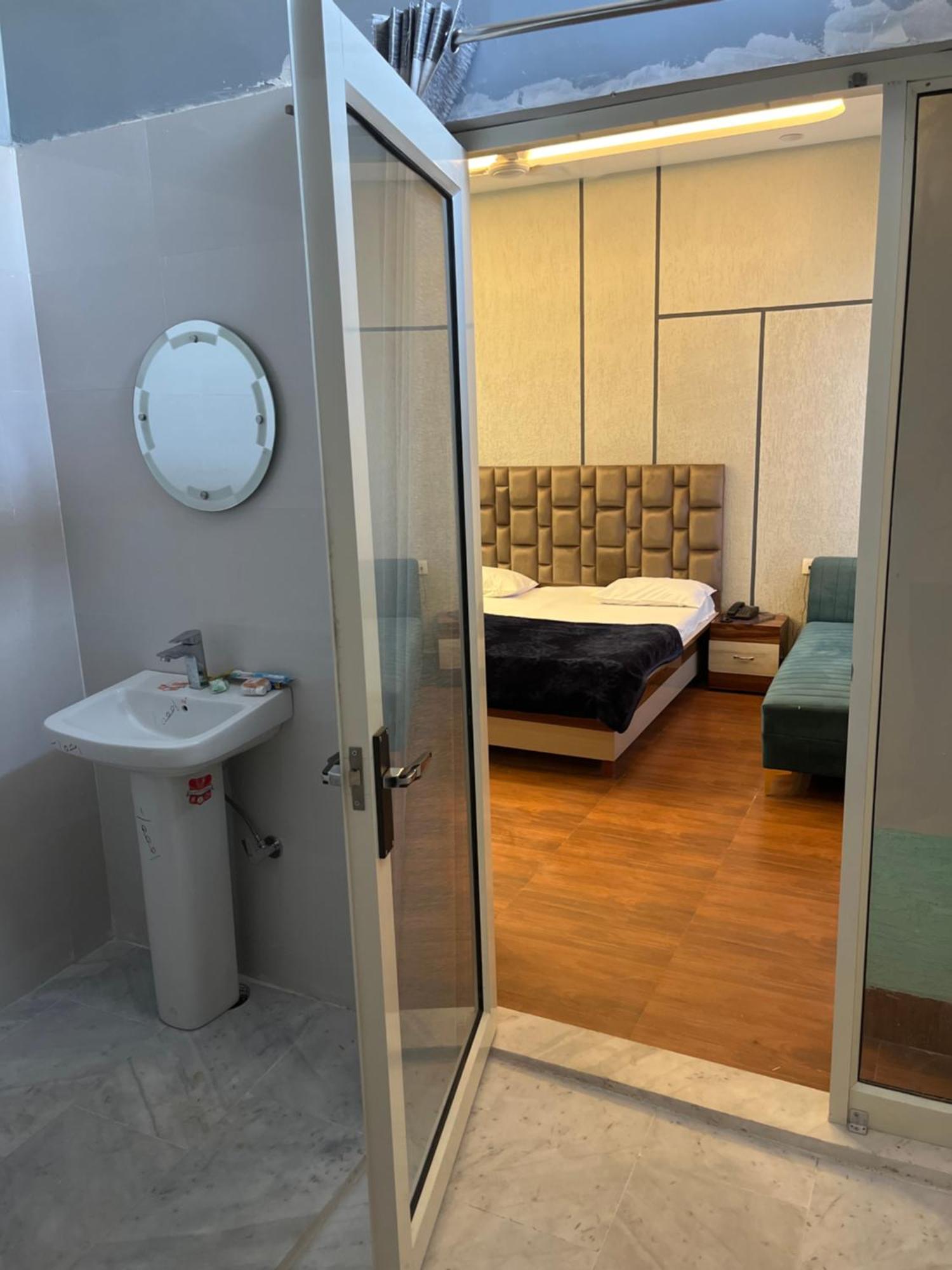 Hotel Ap Suratgarh Kültér fotó